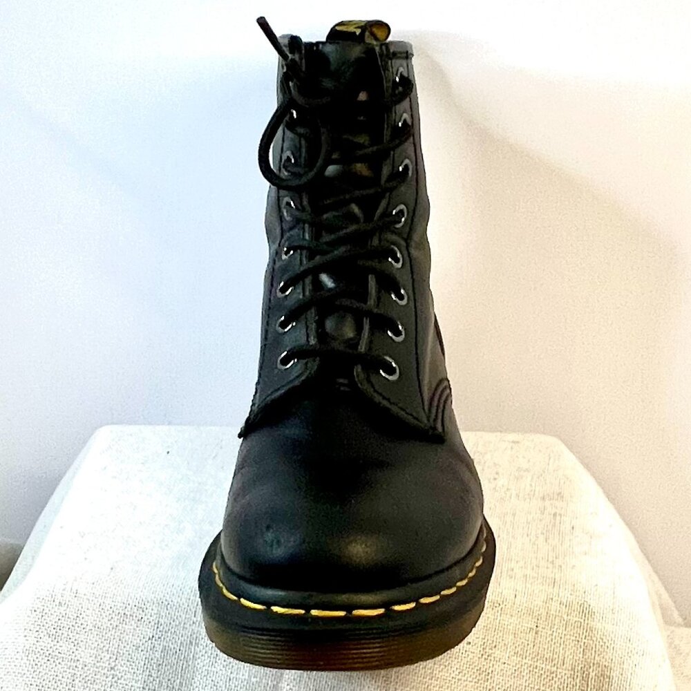 Dr. Martens 1460 Black Smooth Leather Combat Boots Iconic Yellow Stitch Size 8 - Picture 10 of 16